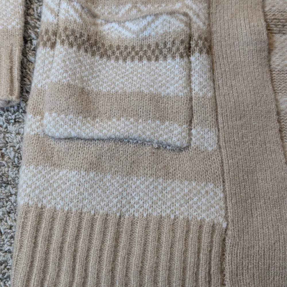 5/$20 Maurice's Cardigan